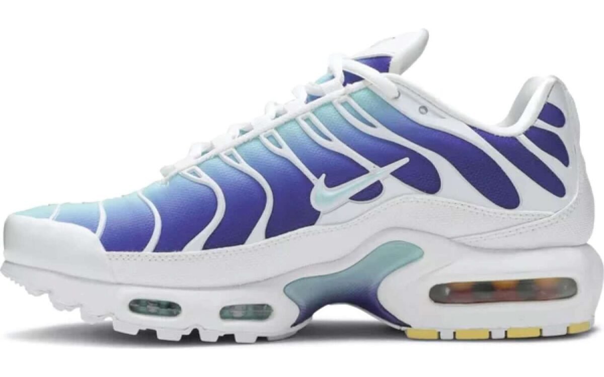 Wmns Air Max Plus TN SE ‘Bleached Aqua’